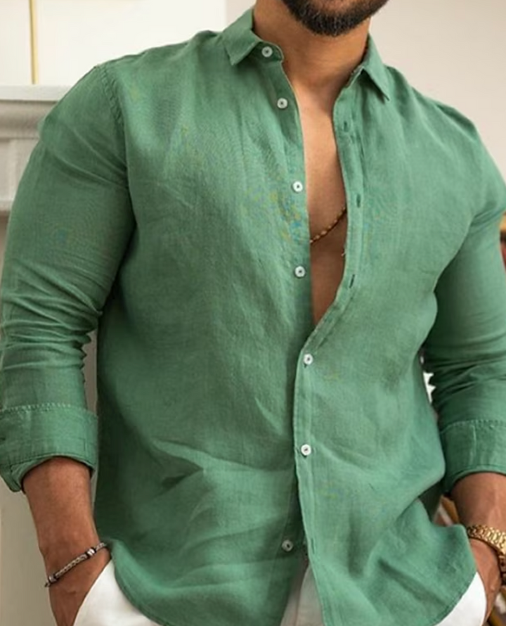 Elegantes Herren Kurzarmhemd Leon aus luftigem Leinen, perfekt für einen stylischen Sommerlook.