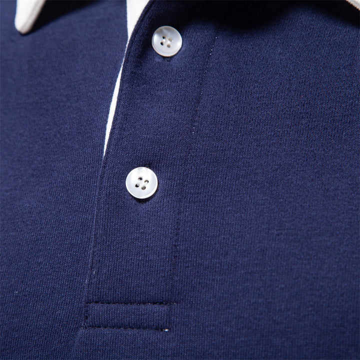 Modernes Herren Langarm Poloshirt, basic & vielseitig. Für elegante Freizeit, Business Casual & Büro Mode.