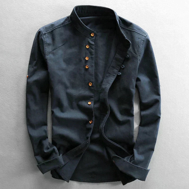Stylisches Langarmhemd für Herren mit japanischem Flair, ideal für Sommer-Looks und gehobene Freizeit.