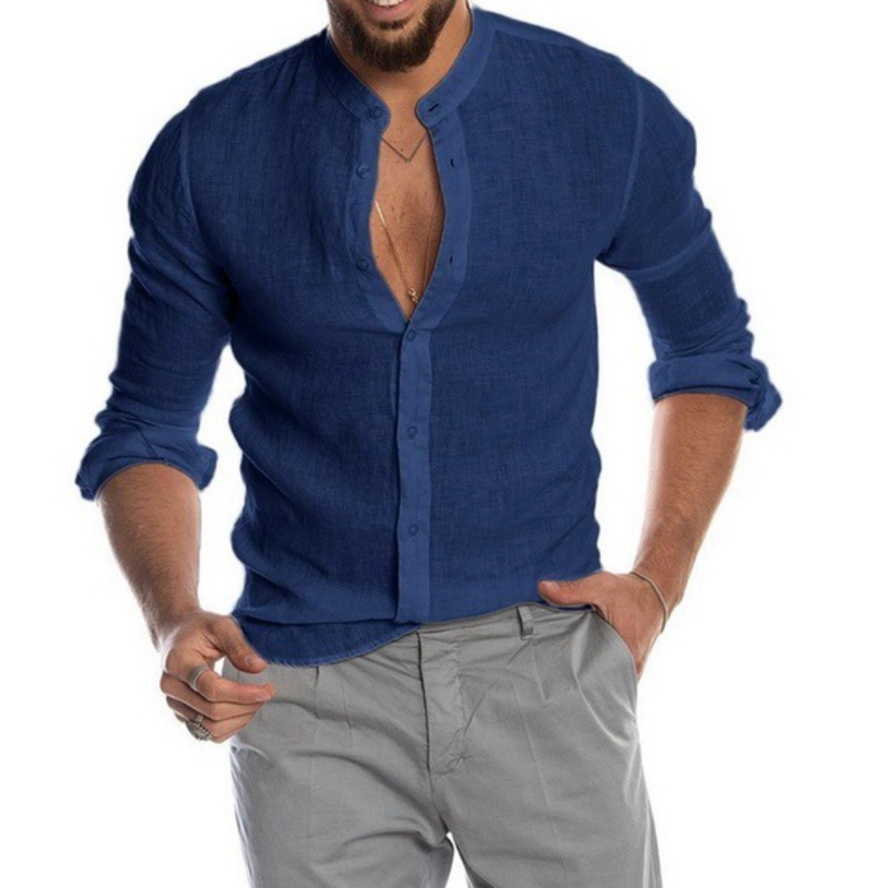 Hochwertiges, atmungsaktives Herrenhemd aus leichtem Stoff für maximalen Komfort.