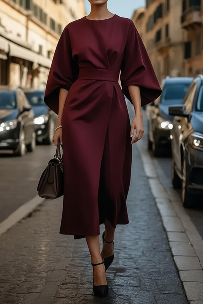 Elegante Midi-Silhouette des Jade Abendkleides mit Taillengürtel, ein Must-have für festliche Damenmode.