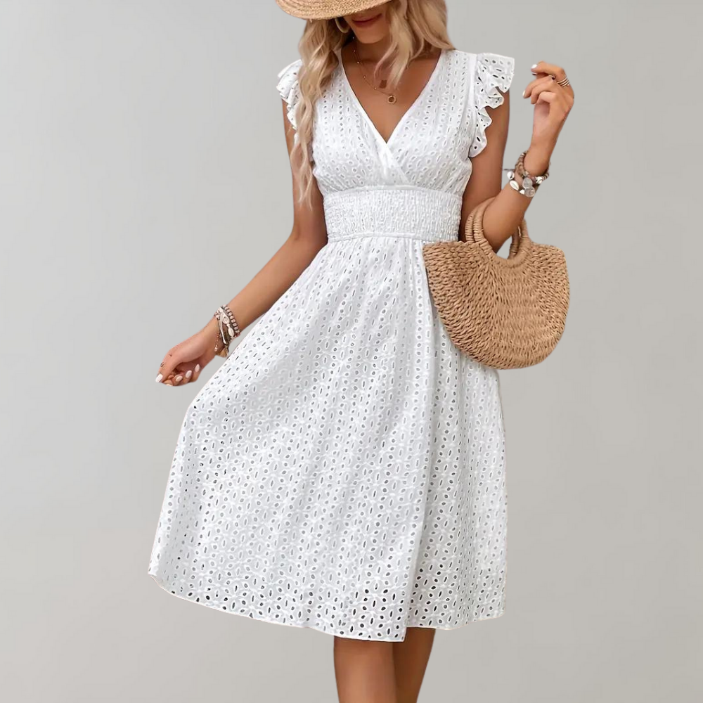 Elegantes, leichtes weißes Sommerkleid für Damen. Perfekt als vielseitiges Freizeit-, Urlaubs- oder Strandkleid.