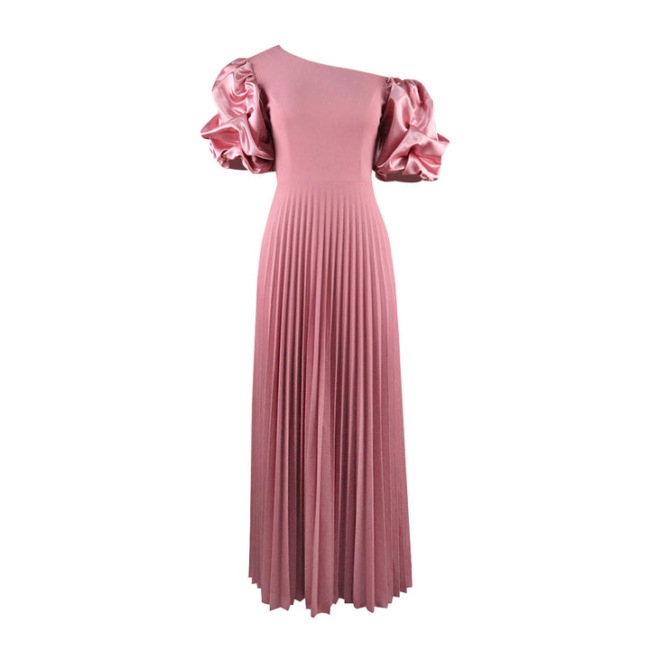 Lila elegantes Damen Maxikleid mit voluminösen Puffärmeln & asymmetrischem Saum, perfekt als Abendkleid.