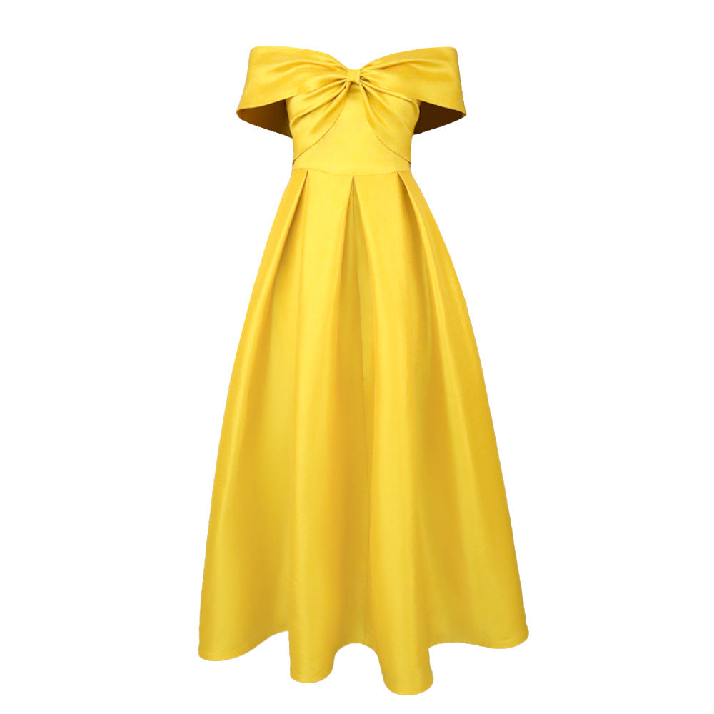 Trendiges Off-Shoulder Partykleid in Magenta, modern und chic für Damen, ideal für Gala und Empfänge.