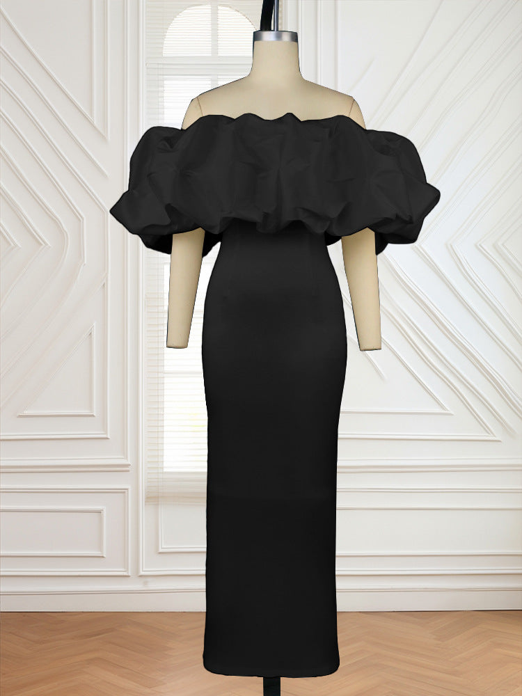 Festliches Damen Off-Shoulder Maxikleid, mit romantischem Rüschensaum, ideal für Abendveranstaltungen.
