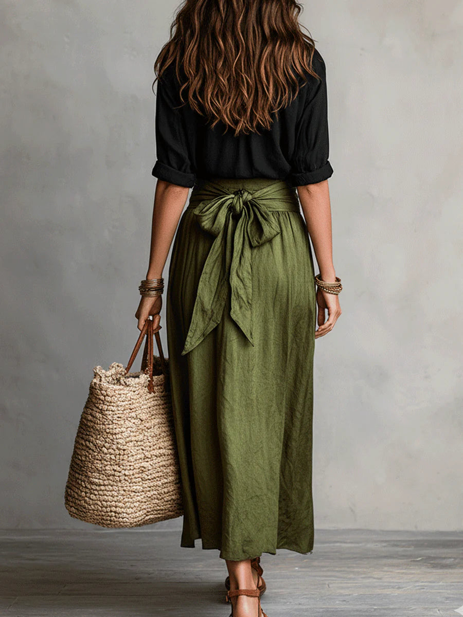 Schickes Langarmshirt in Olivgrün, Teil des Damen Zweiteiler Sets, vielseitig kombinierbar für elegante und lässige Styles.