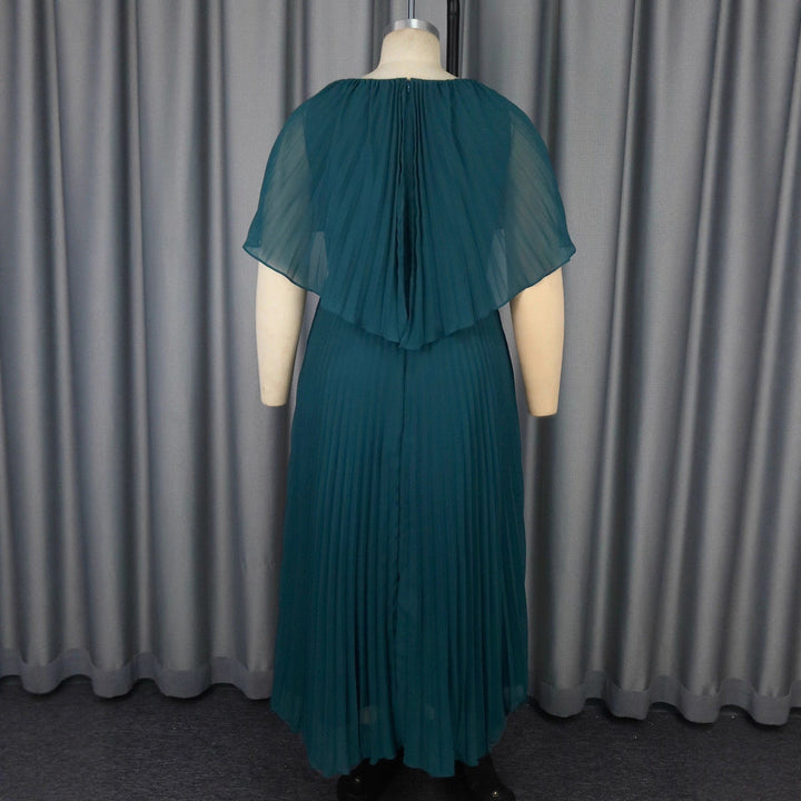 Langes Plissee Sommerkleid für Damen in elegantem Schwarzgrün. Fließende Ärmel, ideal als Party- oder Abendkleid.
