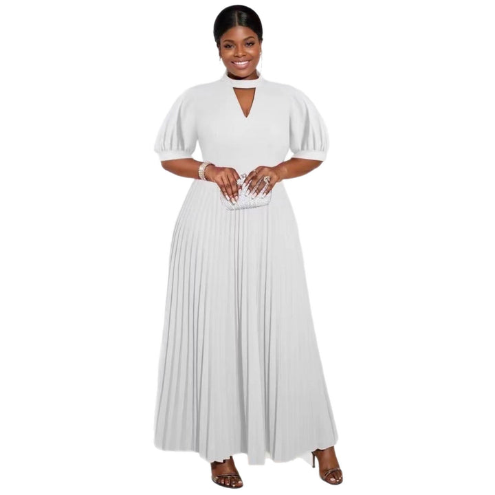 Elegantes weißes Damen Maxikleid, plissiertes Partykleid mit Schlüsselausschnitt und langen Puffärmeln.