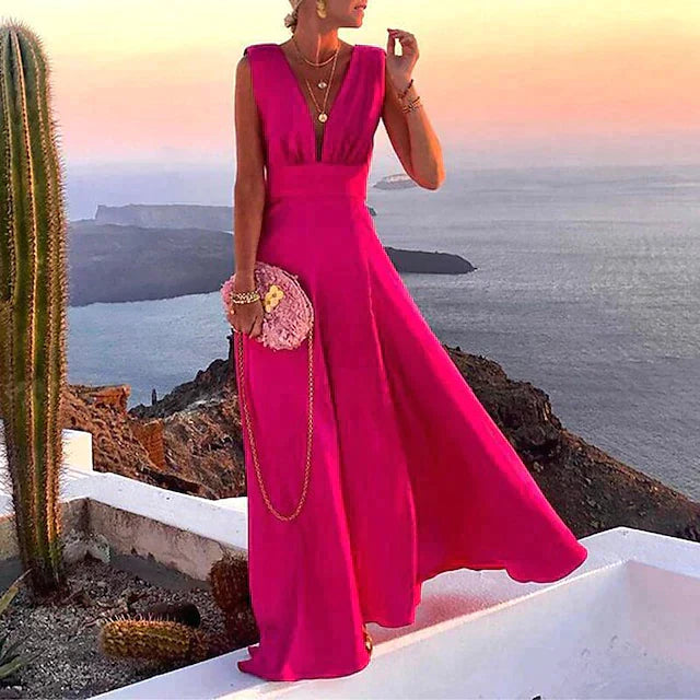 Tailliertes ärmelloses Damen Maxikleid, fließend und elegant, ideal als Sommer- oder Partykleid.