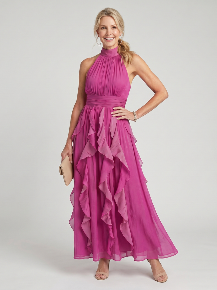 Elegantes, ärmelloses rosa Damen Maxikleid Orea mit hohem Kragen und stilvollen gerafften Rüschen für feminine Sommerabende.