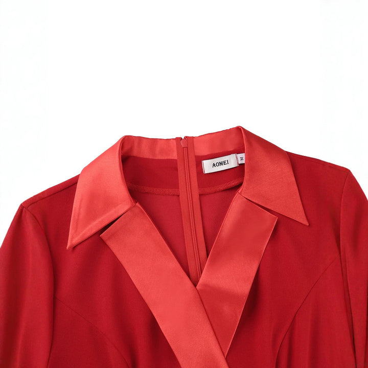 Modisches Damen Rüschenkleid in Rot, elegant und asymmetrisch geschnitten, mit V-Ausschnitt für Feste.
