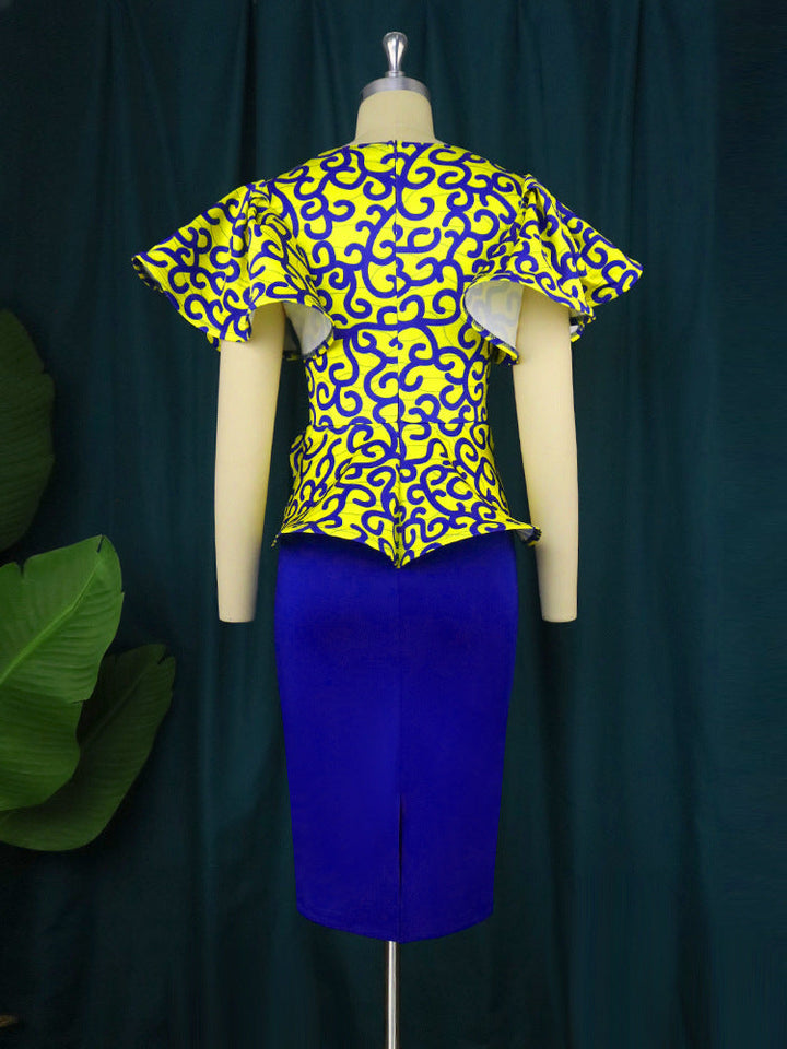 Modernes schulterfreies Peplum-Top für Damen, mit lebhaftem Blumenmuster und femininer Passform, ideal für den Sommer.