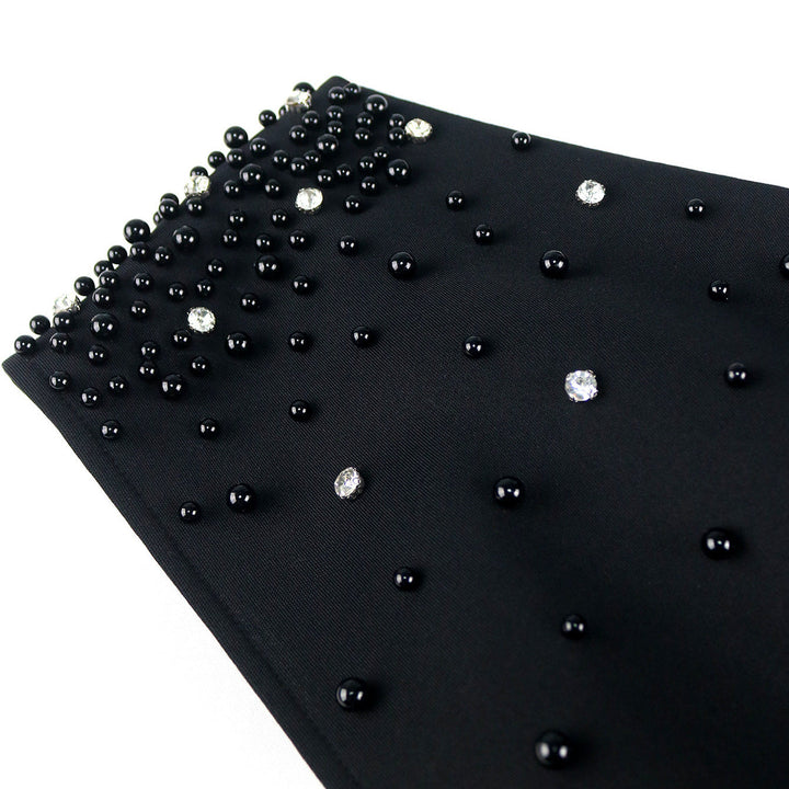 Damen Wickelkleid schwarz, elegant, mit Perlenbesatz & modischem asymmetrischem Rüschensaum; ideal als Abendkleid.