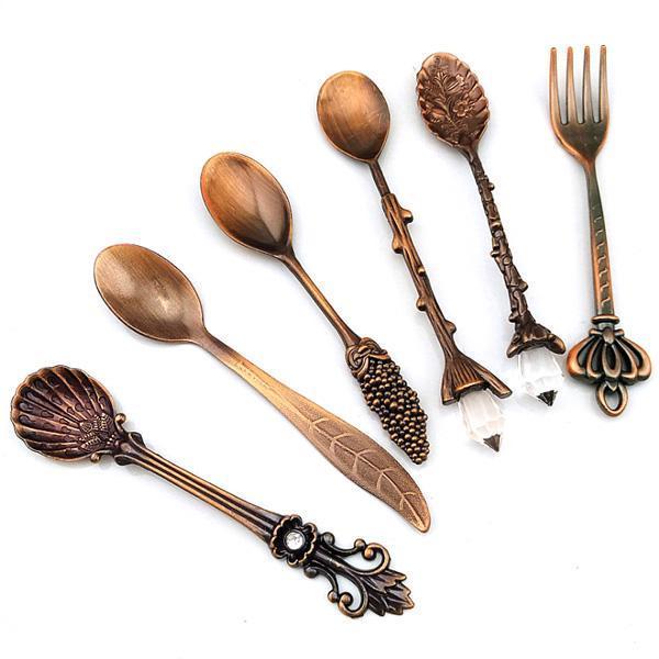 Bezauberndes Dessertlöffel-Set im Märchenstil, perfekt für Themenpartys und eine märchenhafte Atmosphäre.