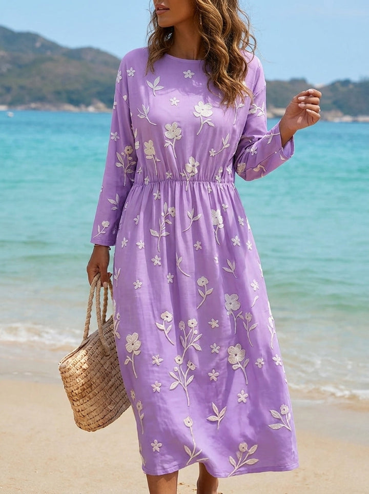 Stilvolles violettes A-Linien Damen Midikleid mit zarter Bestickung und Mid-Sleeves. Ideal für Sommer & Feiern.