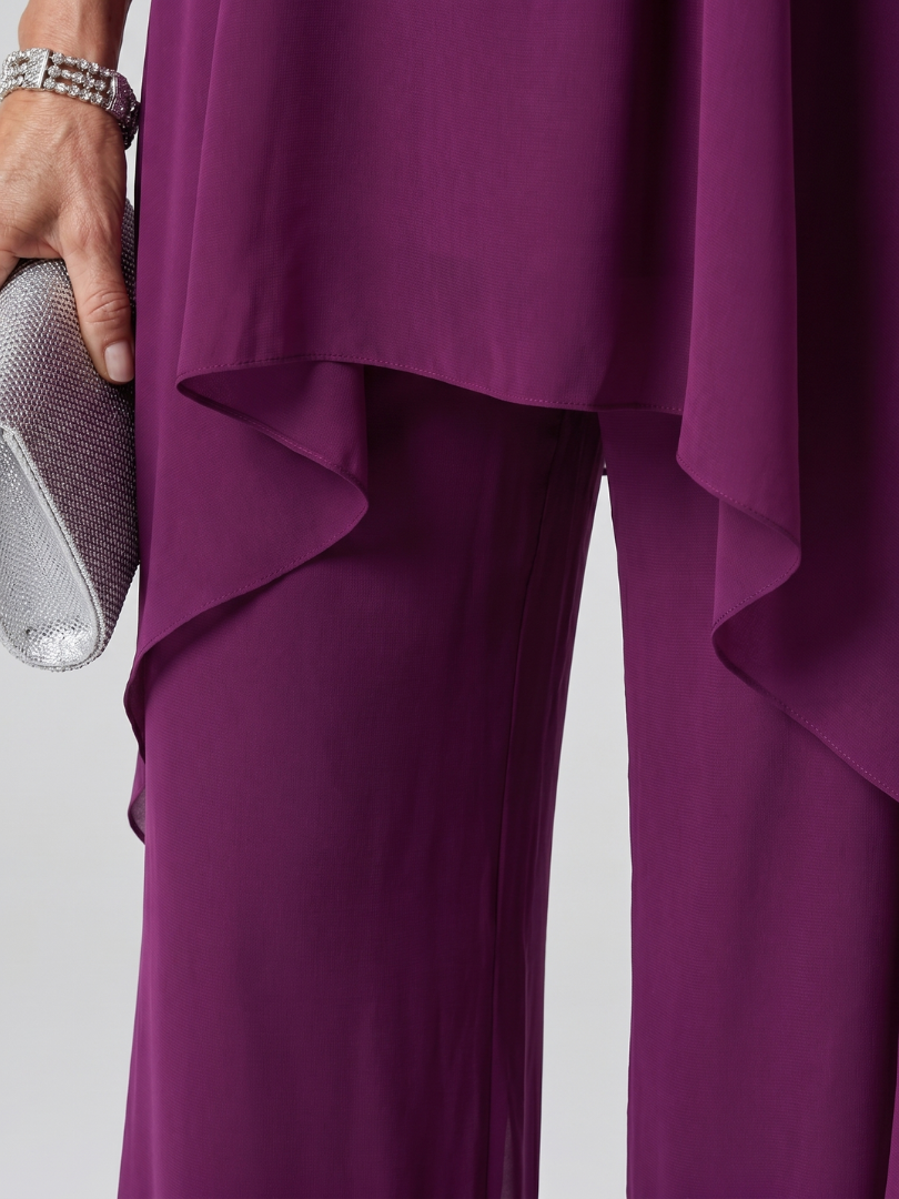 Fließendes, asymmetrisches Damen Tunika-Set in Violett, zweiteilig, ideal als bequemes Freizeit-Outfit.