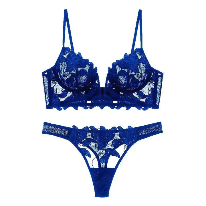Modisches schwarzes Damen Dessous Set aus feiner Spitze; französische Eleganz für Komfort und Verführung.