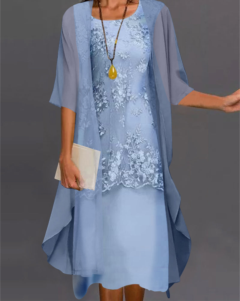 Elegantes zweiteiliges Damen-Sommer-Set mit 3/4-Ärmeln, ideal für Freizeit und Urlaub. Modernes Patchwork-Design.