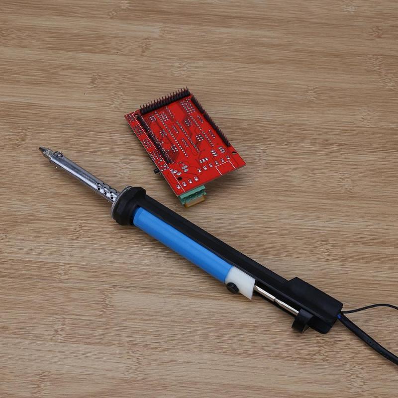 Elektrische Entlötpumpe mit EU-Stecker für effizientes Löten und Reparatur von Elektronik.