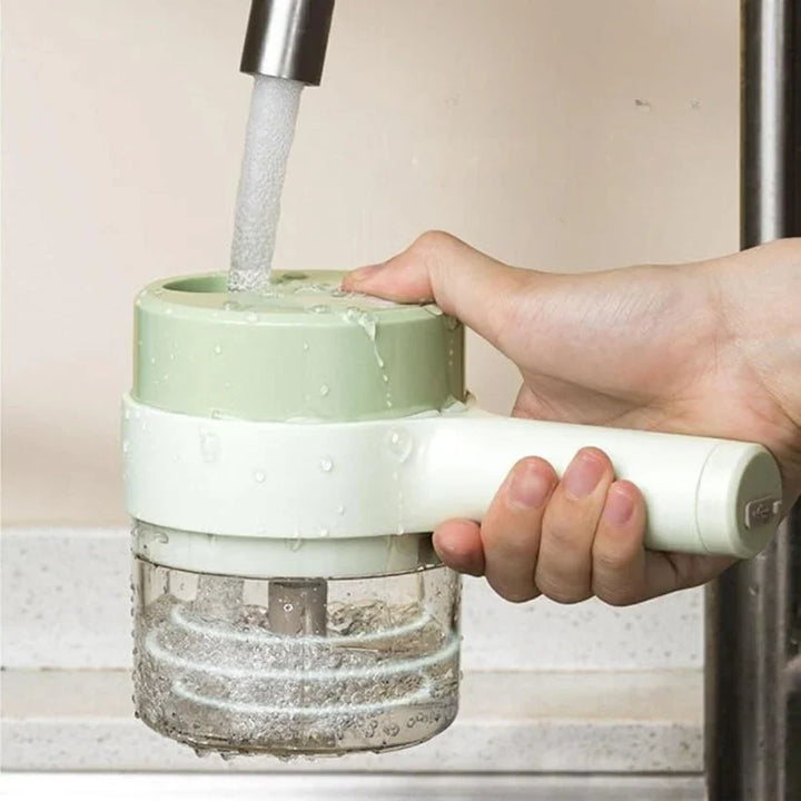 Küchenhelfer: Elektrischer Gemüseschneider für schnelle Zubereitung von gesundem Gemüse. Spart Zeit beim Kochen, vielseitig einsetzbar.