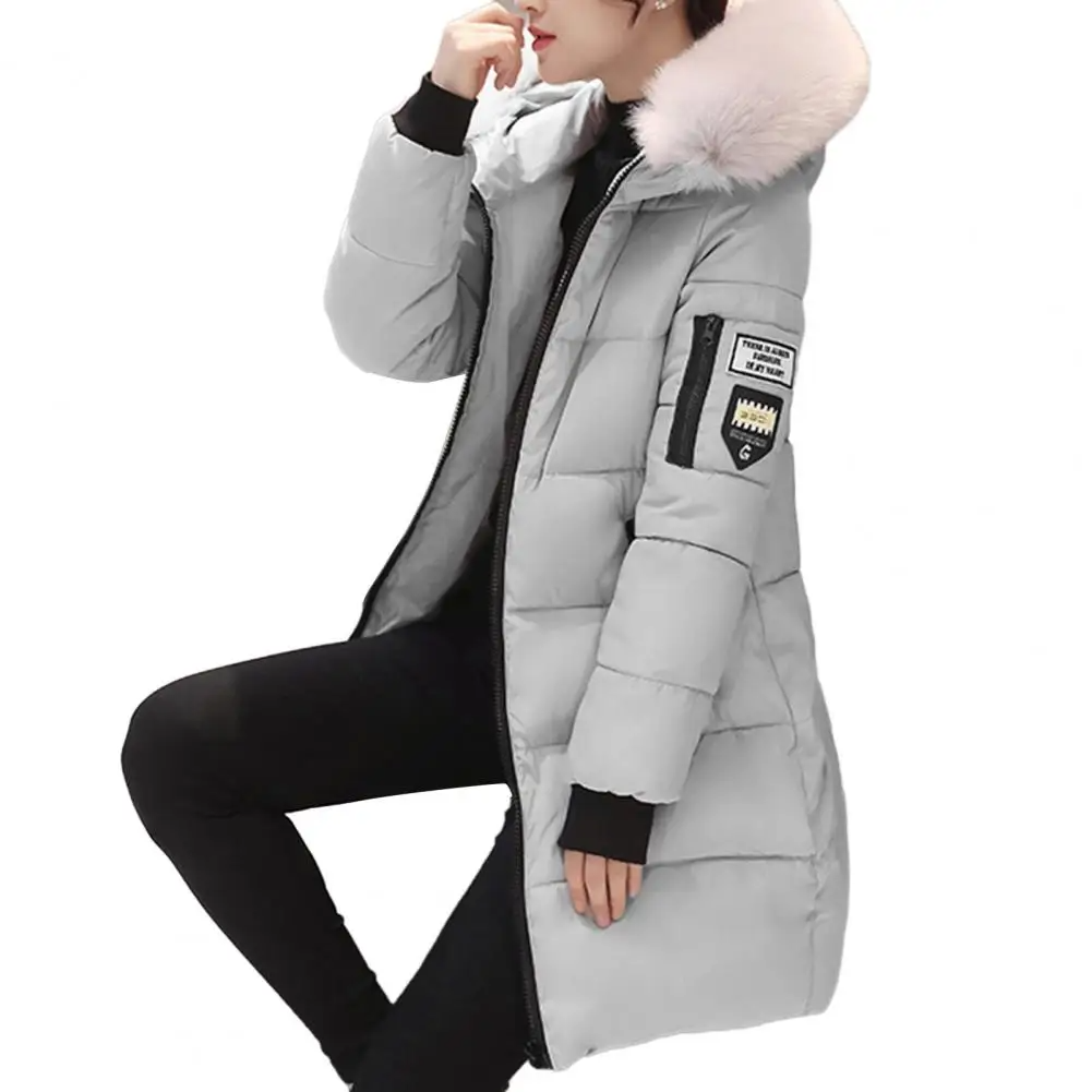 Bequeme & warme Elinora Damen Winterjacke, winddichte Winterbekleidung für kalte Tage.