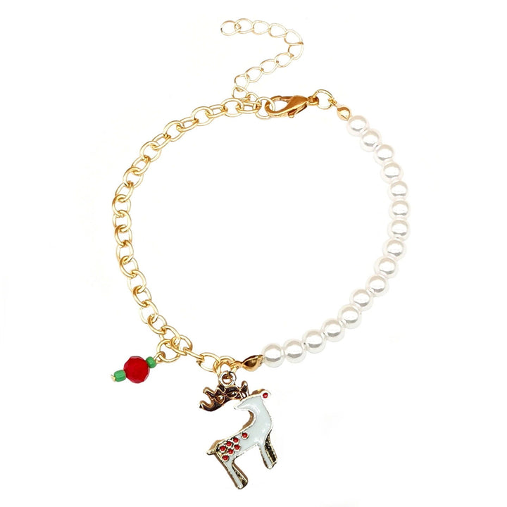 Damen Perlenarmband mit festlichen Weihnachts-Charms. Winterzauber Armband. Elegantes Damenschmuckstück.