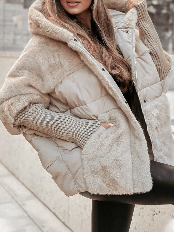 Gemütliche Freizeit- & Outdoorjacke für Damen: Gefütterte Winter Steppjacke mit kuscheligem Fell.