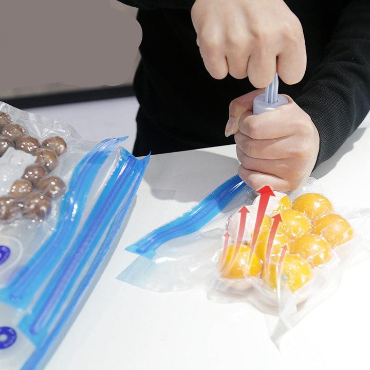 Robuste Vakuumierbeutel halten Lebensmittel länger frisch & reduzieren Lebensmittelverschwendung, perfekt für die Vorratshaltung.