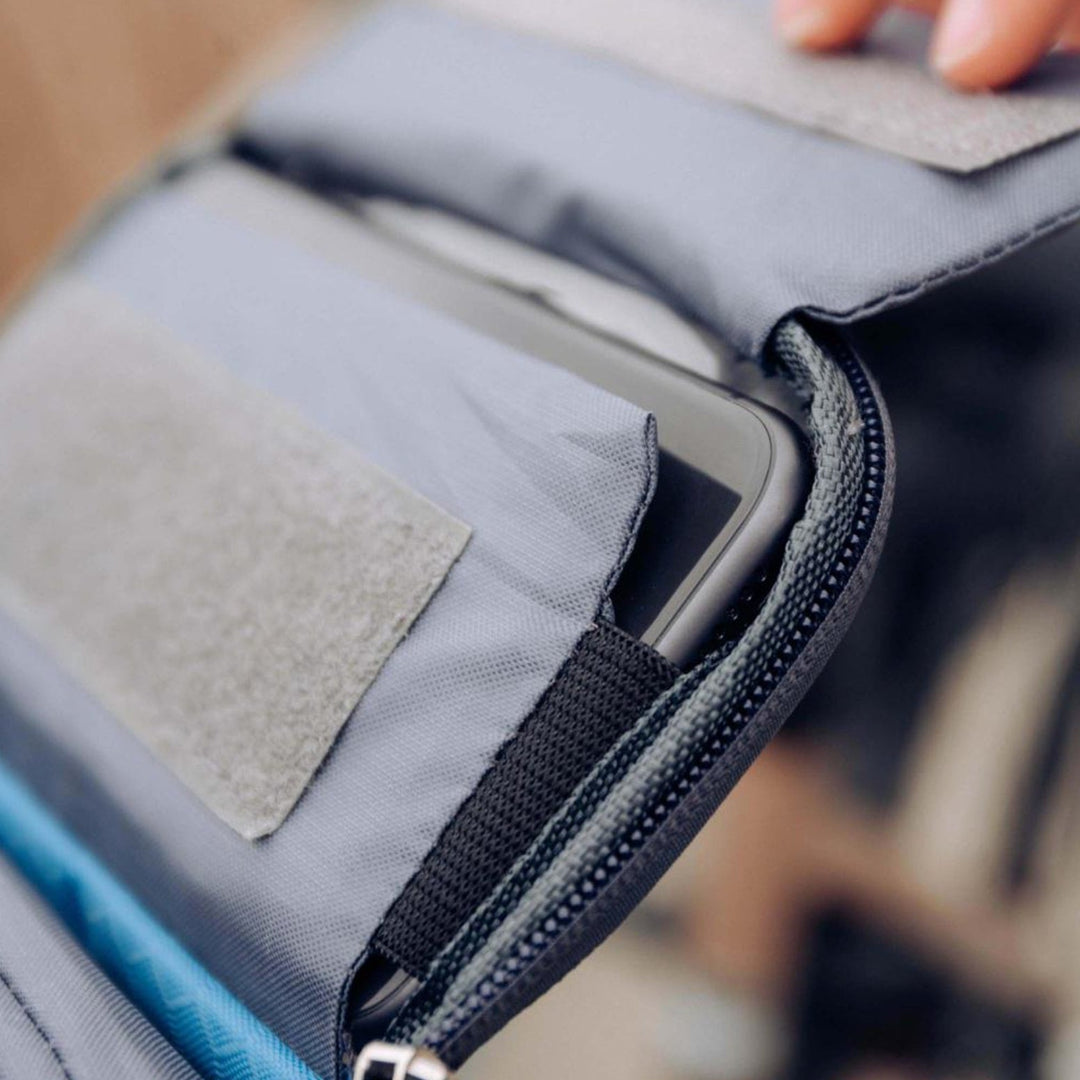Sportliche Fahrradtasche für den Lenker, mit Touchscreen-Fenster & Stauraum für Essentials.