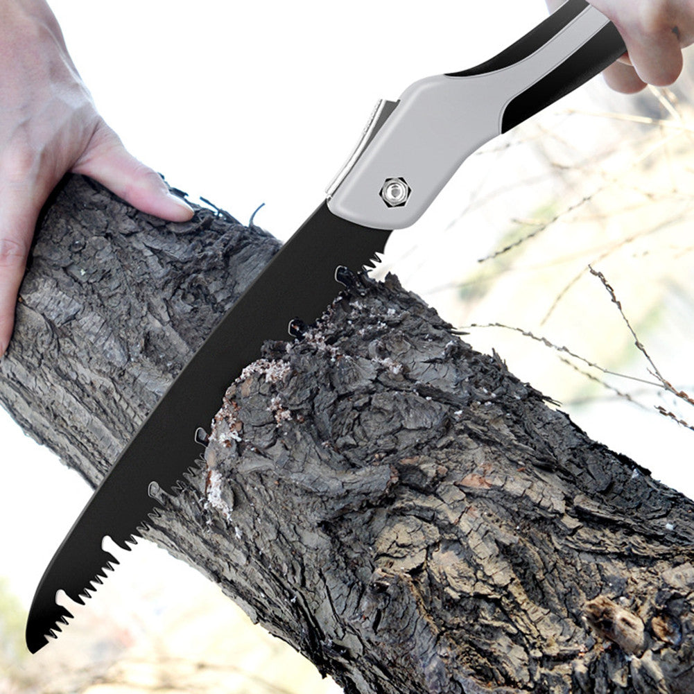Faltbare Handsäge mit sicherer Verriegelung und scharfer SK5 Stahlklinge für Garten & Outdoor-Einsätze.