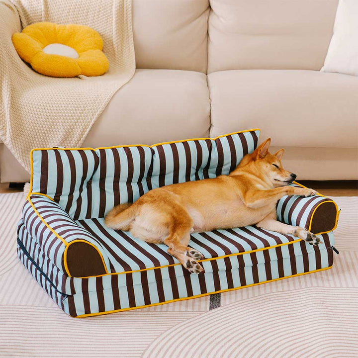 Faltbares, wasserabweisendes Hundebett mit frischem Streifendesign für Haustiere.