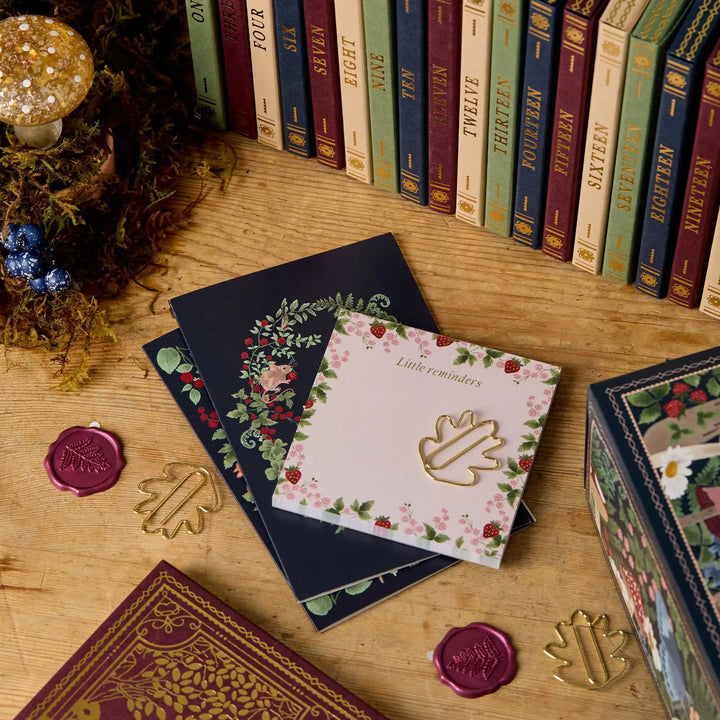 Bürobedarf & Kunstbedarf: Adventskalender mit festlichen Überraschungen für den Countdown bis Weihnachten.