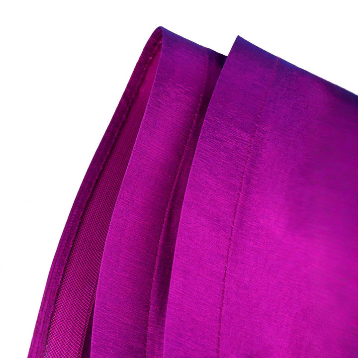 Glattes, figurbetontes Sommerkleid für Damen mit modischen Puffärmeln, ideal für besondere Anlässe.