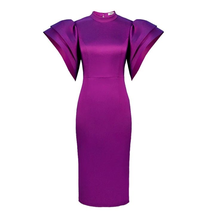 Modernes figurbetontes Damenkleid mit Puffärmeln, elegant und vielseitig als Abend- oder Midikleid.