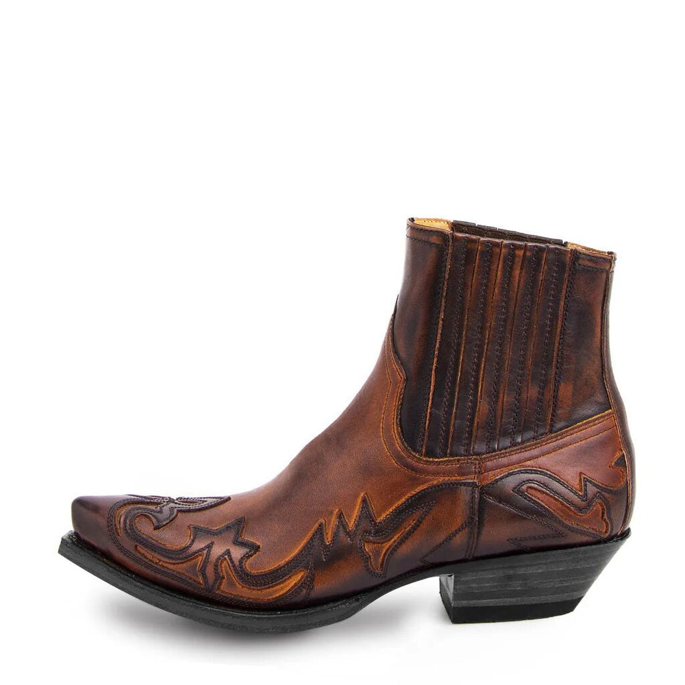 Robuste Unisex-Cowboystiefel in Schwarz oder Braun für Damen und Herren, flacher Absatz, vielseitige Stiefeletten.