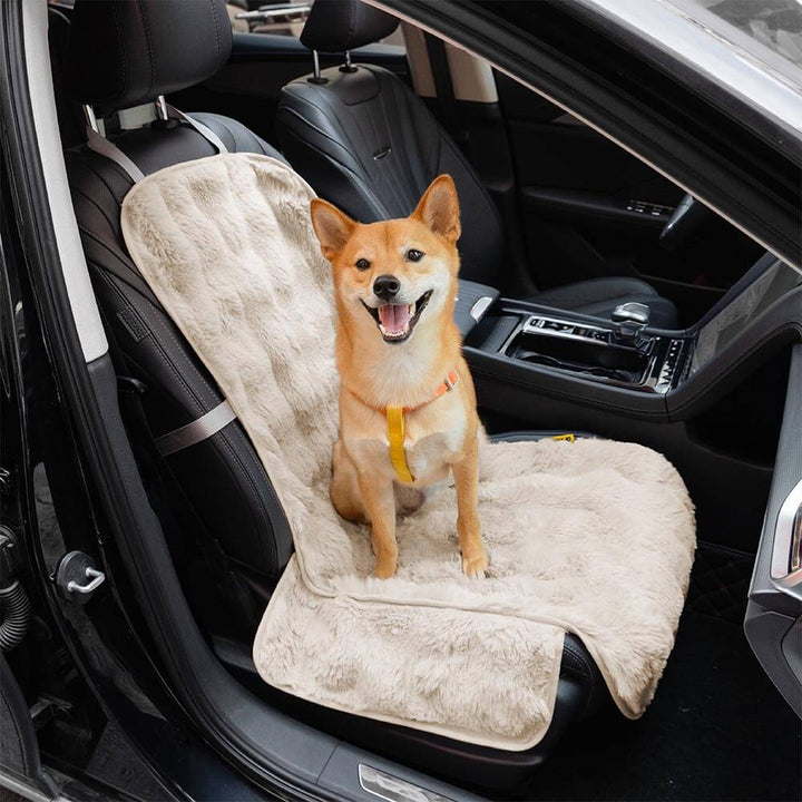 Pflegeleichte Reisedecke für Hunde & Katzen, ideal als Autositzschutz, weich & bequem.