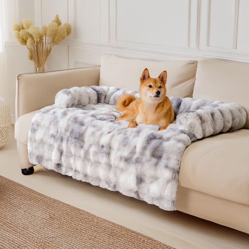 Dieses Plüsch-Hundebett dient als Sofaschutz, ist beruhigend und bietet optimalen orthopädischen Komfort.