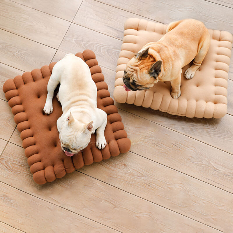 Weiches Hundebett in süßer Keksform. Bequeme Hundeliege, ideal für jeden Schlafplatz.