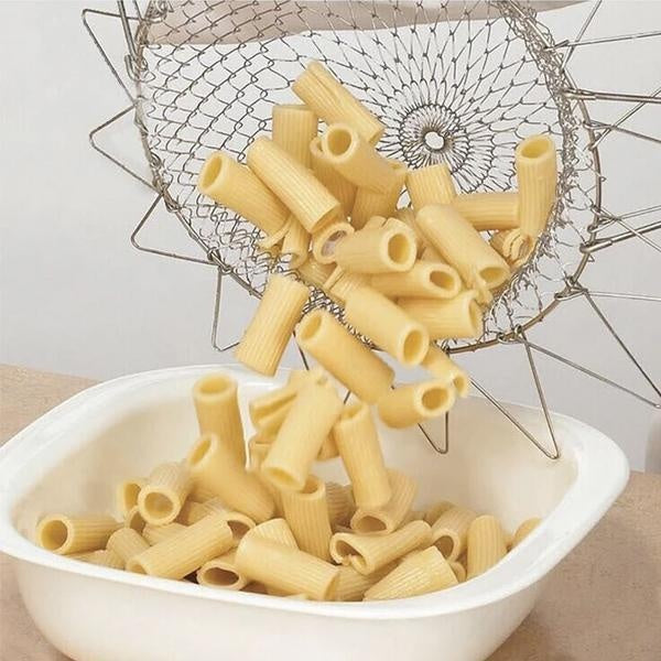 Flexibler Edelstahl Küchenkorb (12-in-1) für vielseitige Anwendungen beim Kochen & Frittieren.