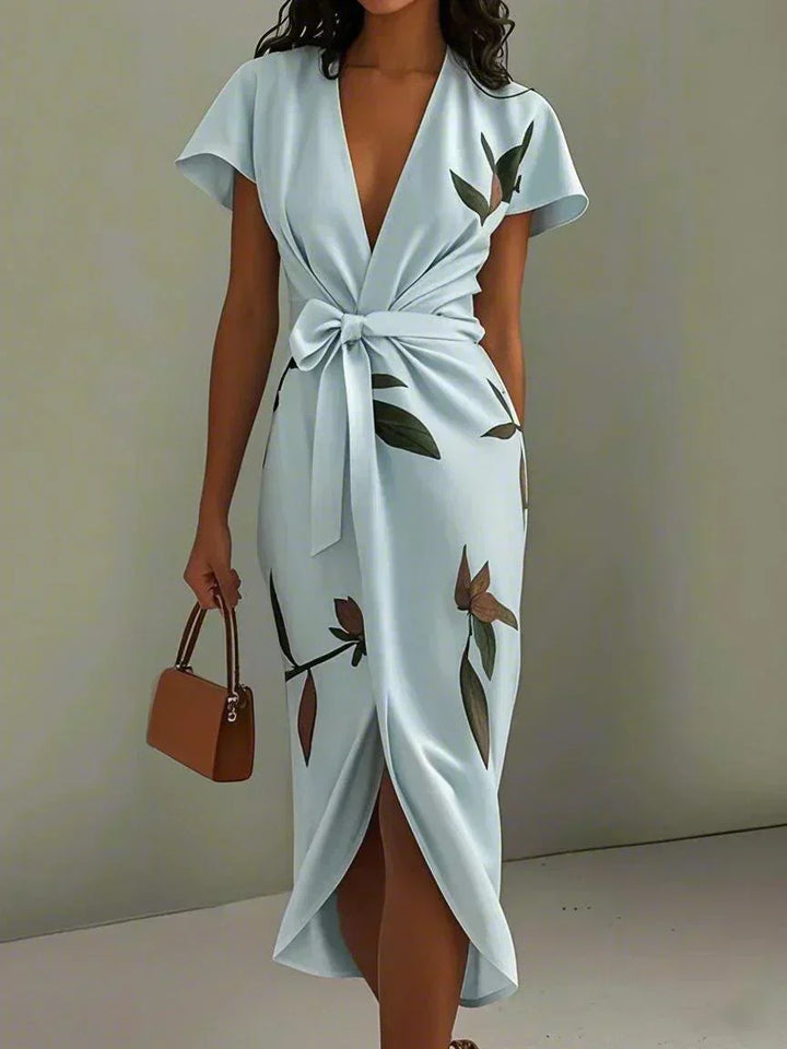 Damen Maxikleid, fließend und elegant. Ein chices Sommerkleid oder festliches Abendkleid mit zeitlosem Flair.