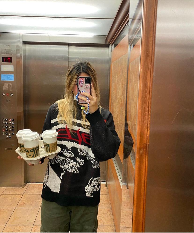 Damen Oversized Pullover mit einzigartigem Muster; gemütlich und modisch für Herbst/Winter.