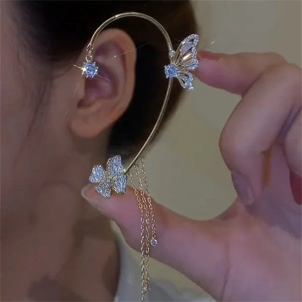 Funkelnde Damen Schmetterling Ohrringe mit Zirkonia Steinen, eleganter Statement-Schmuck für Frauen.