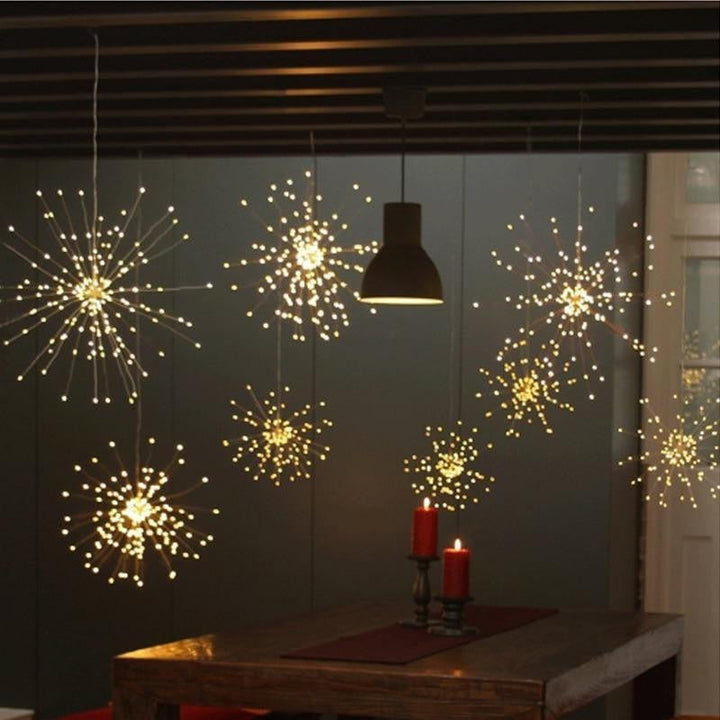 Dekoration Feuerwerkslichterkette mit LEDs: Bringt funkelnden Glanz in jeden Raum.