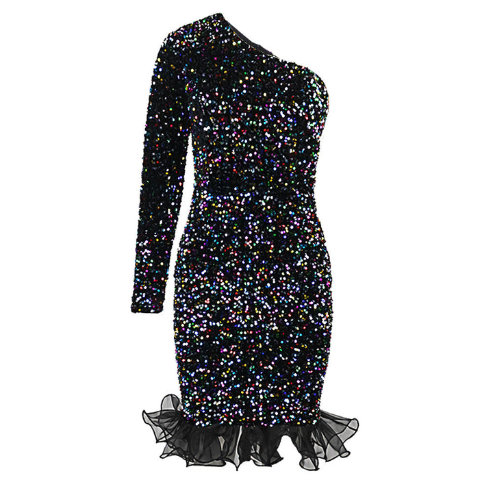 Schimmerndes Pailletten-Abendkleid für Damen. Festliches Partykleid für Gala & Hochzeiten. Elegant & modern.