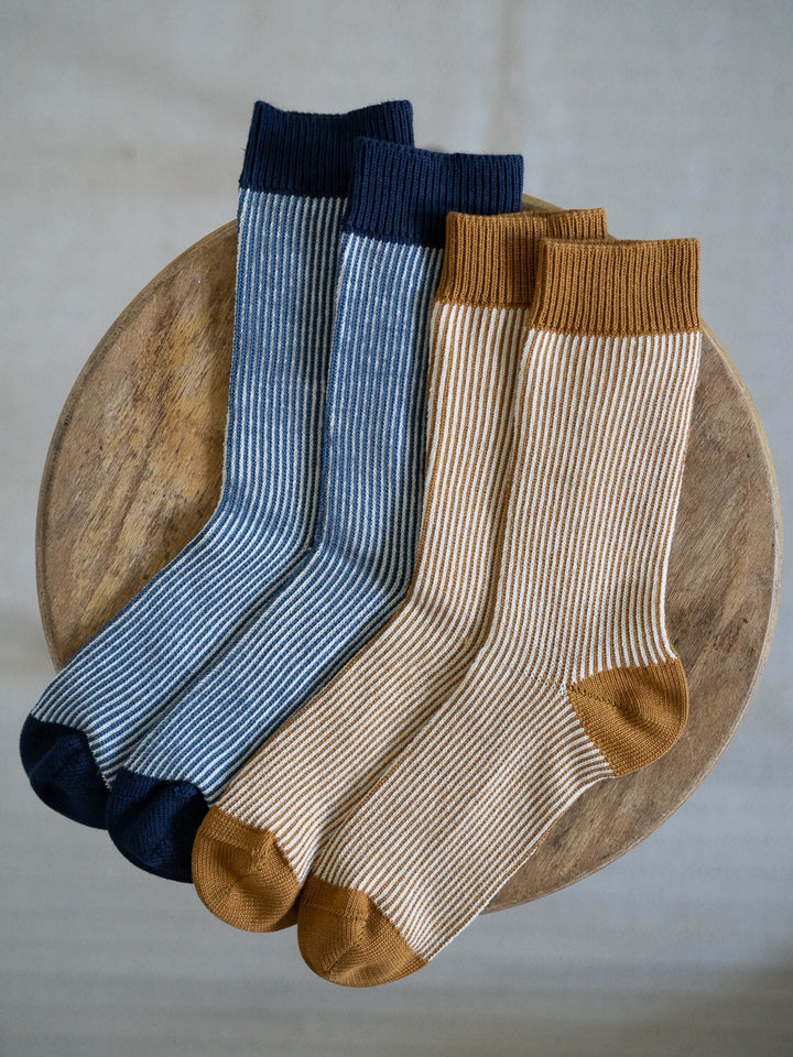 Vielseitige gestreifte Damen Jacquard-Socken, perfekt als Alltagssocken & Damenschuhe Zubehör. Stilvoll & bequem.