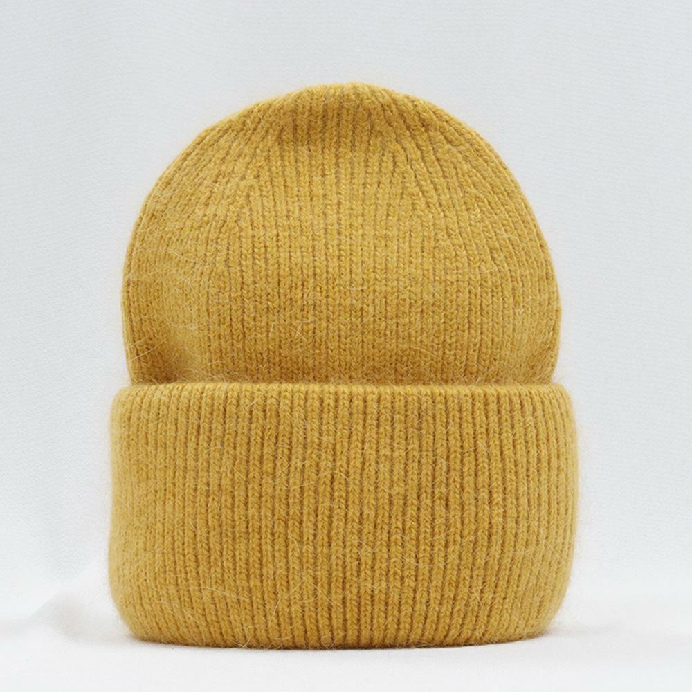 Trendige Damen Wintermütze Beanie, ein modisches Statement für stilvolle Winterlooks. Warm und gemütlich.