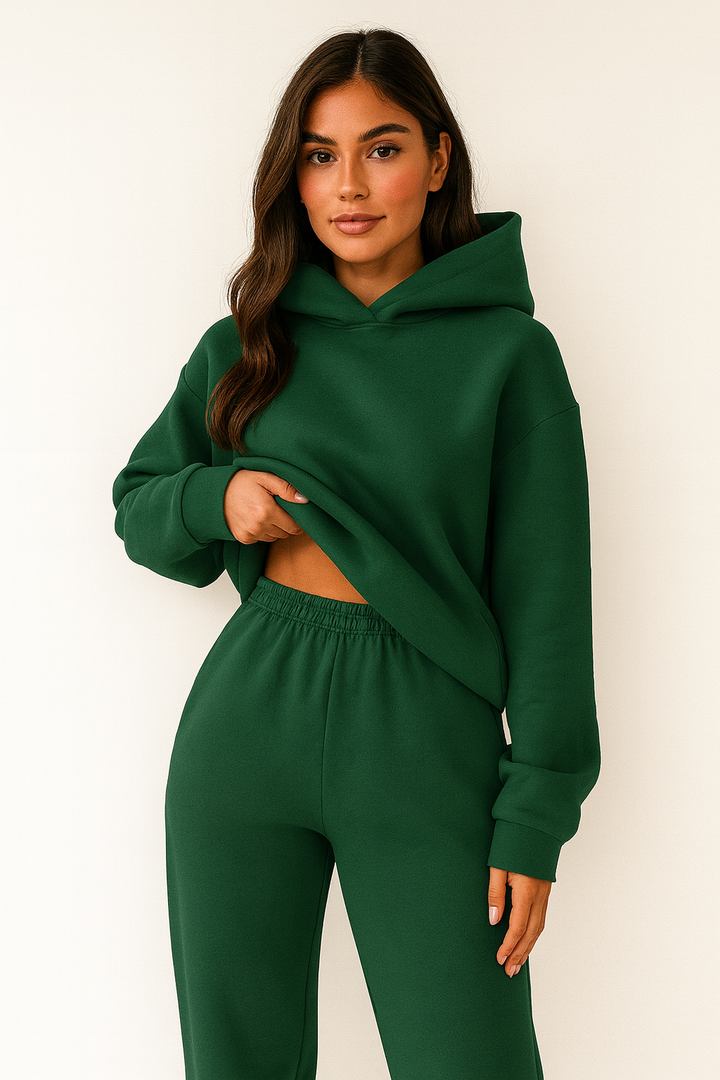 Ideales Geschenk: Damen Loungewear Set Mikayla mit Kapuze. Perfekt für gemütliche Stunden & Entspannung zuhause.