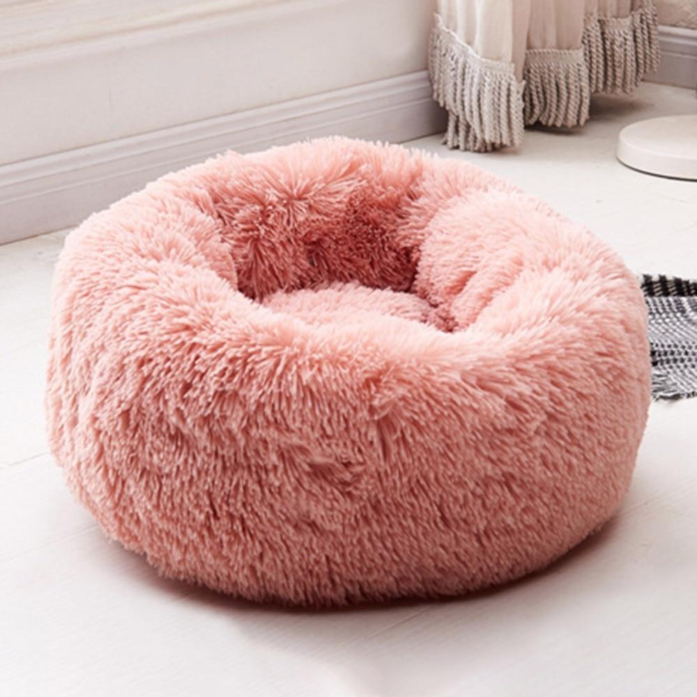 Warmes Kunstfell Hundebett, Donut-Design, waschbar, für süße Träume und Entspannung.