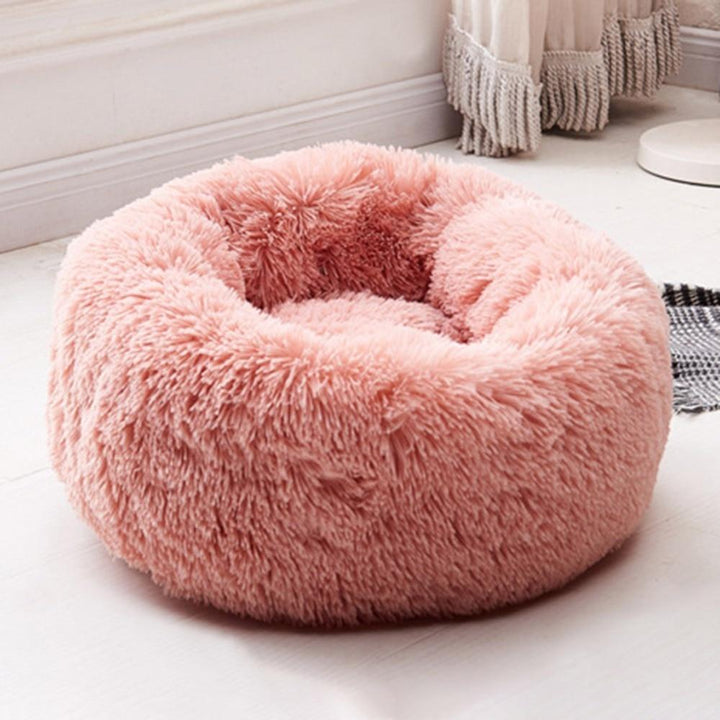 Warmes Kunstfell Hundebett, Donut-Design, waschbar, für süße Träume und Entspannung.