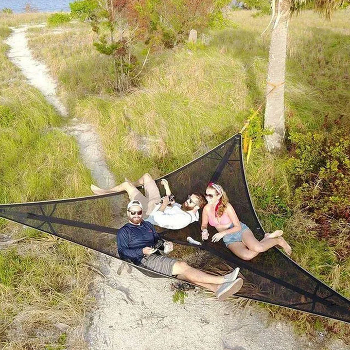 Grün-schwarze Mehrpersonen-Hängematte, perfekt für Freizeit & Outdoor-Abenteuer. Robustes Nylon Baumzelt.